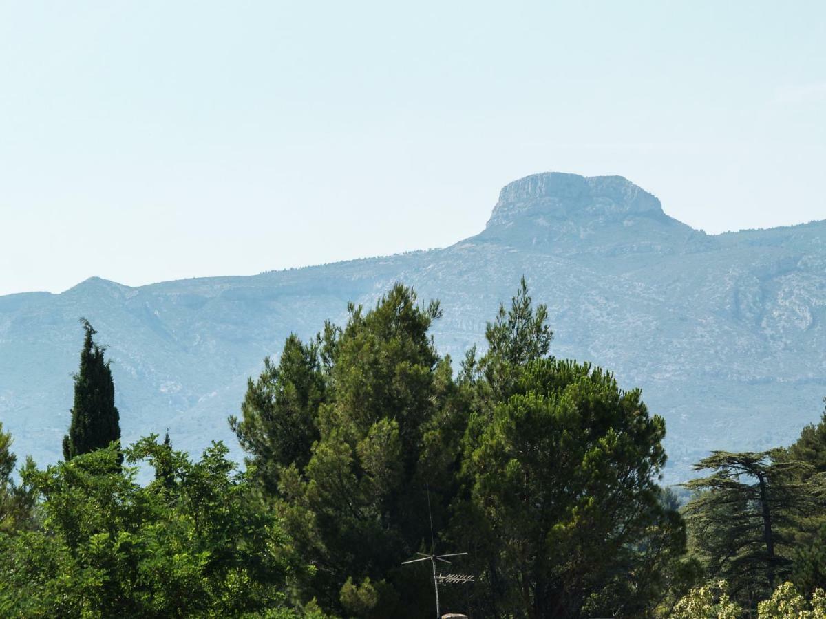 Villa St Ange Gemenos Bagian luar foto